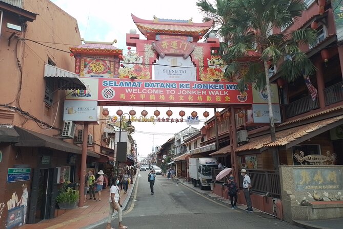 MALACCA DAY TRIP (Price based per Car) - Mini Malaysia gives you a look at regional house styles