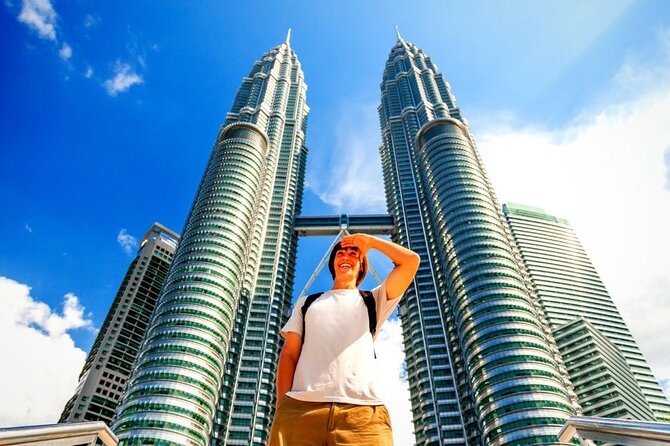 Malaysia Petronas Twin Tower Observation Deck E-Tickets - Starting at the Petronas Twin Towers