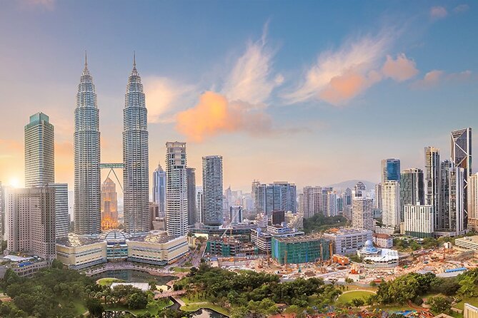 Malaysia Petronas Twin Tower Observation Deck E-Tickets - Who will get the most from this visit?
