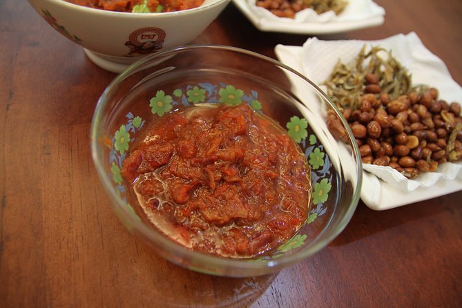Market Visit & Private Hands-on Cooking Class at Daun Senja - Start with the market, not a recipe