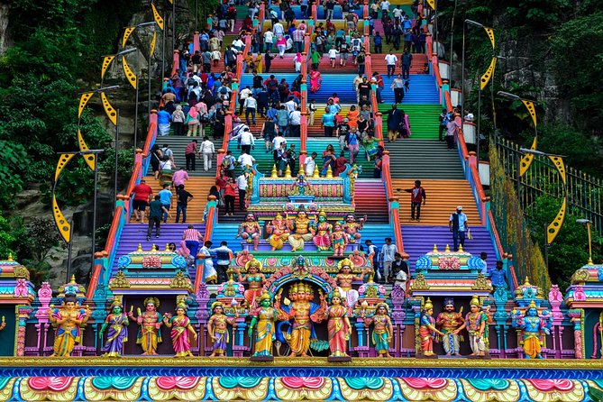Petronas Twin Tower Tickets & Top Ten Wonder of Kuala Lumpur Tour - Merdeka Square and the city’s public landmarks