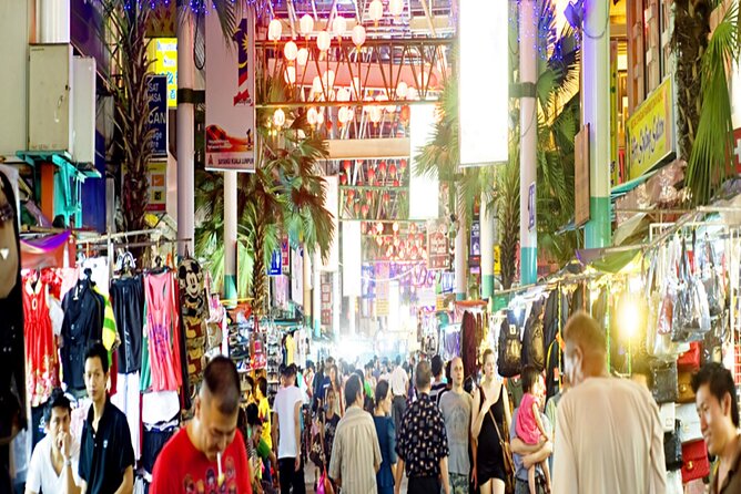 Private Half-Day Batu Caves and Cutural Tour in Kuala Lumpur - Central Market: a final browse