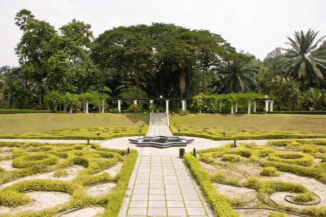 Private Half-Day Kuala Lumpur City Exploration Tour - Orchid Gardens: a break from landmark hopping