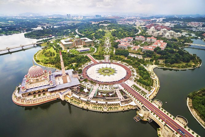 Private Half-Day Putrajaya Tour with Lake Cruise from Kuala Lumpur - Convention Centre and the return drive
