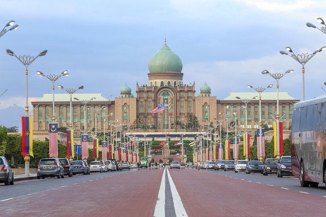 Private Half-Day Putrajaya Tour with Lake Cruise from Kuala Lumpur - Putra Mosque and the city’s public face