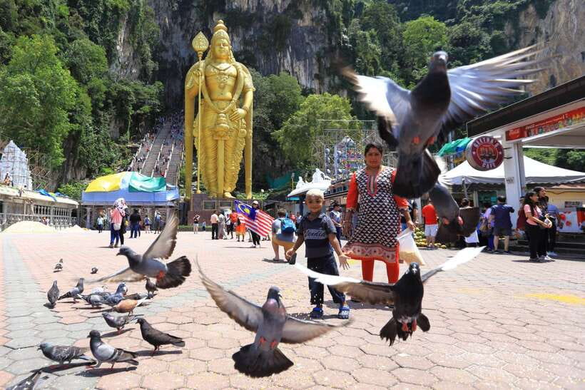 Private KL City Tour with Petronas Twin Towers & Batu Caves - FAQ