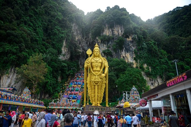 Private Kuala Lumpur Customizable Orientation Full Day Tour - Chinatown and Central Market give the day a street-level pause