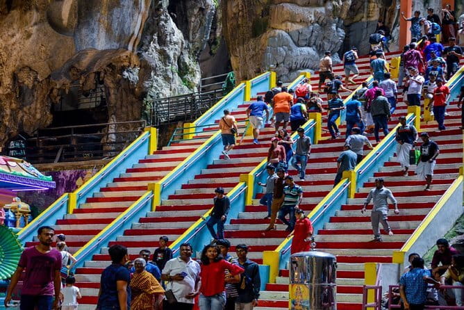 Private Tour: 3 in 1 Day Trip to Batu Caves, Bukit Melawati & Fireflies - Bukit Melawati adds a chapter of Selangor history