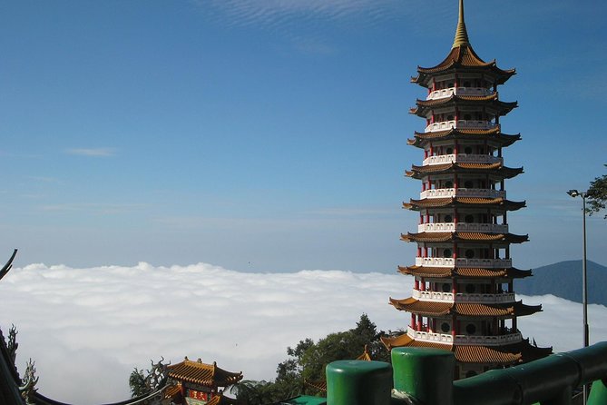 Private Tour with Local Host : Genting Highlands Day Tour enroute Batu Caves - Who will get the most from this day?
