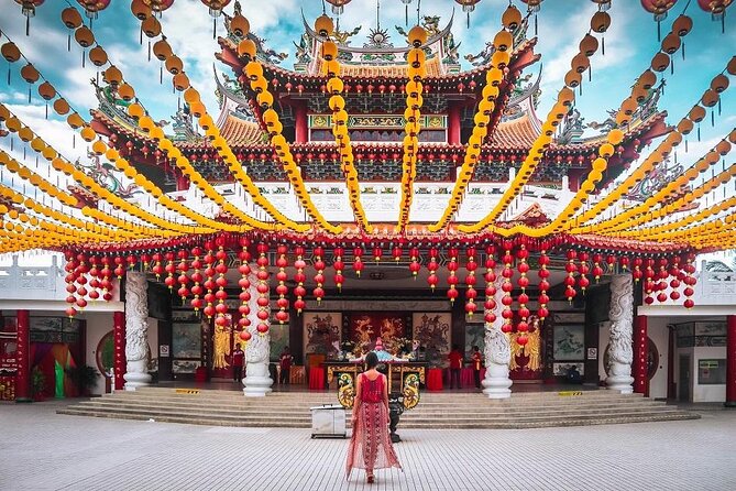 Ten Wonders Of Kuala Lumpur Shared Tour - Merdeka Square and Sultan Abdul Samad Building