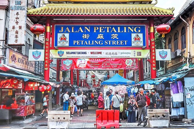 Ten Wonders Of Kuala Lumpur Shared Tour - Thean Hou Temple and a pass through Brickfields