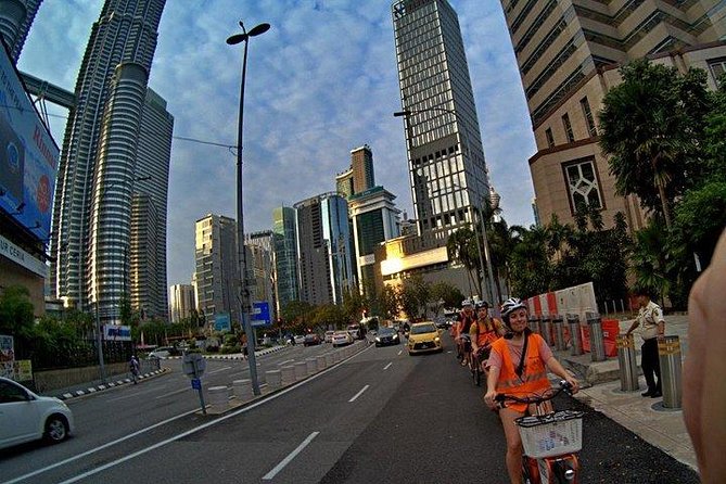 The Best of Kuala Lumpur Sunset and Night tour - Dinner, fruit and the $65 price